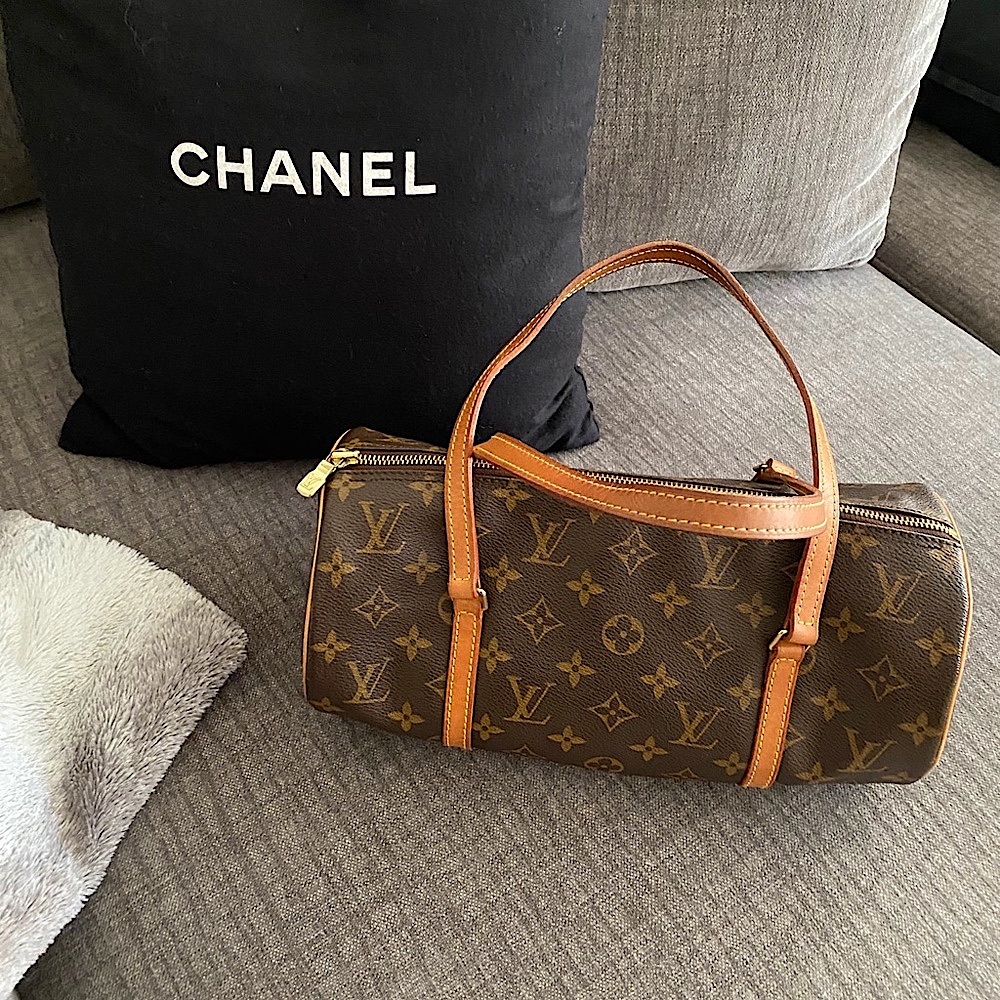 Authentic louis Vuitton papillon 30.🎉🎉🎉🎉🎉